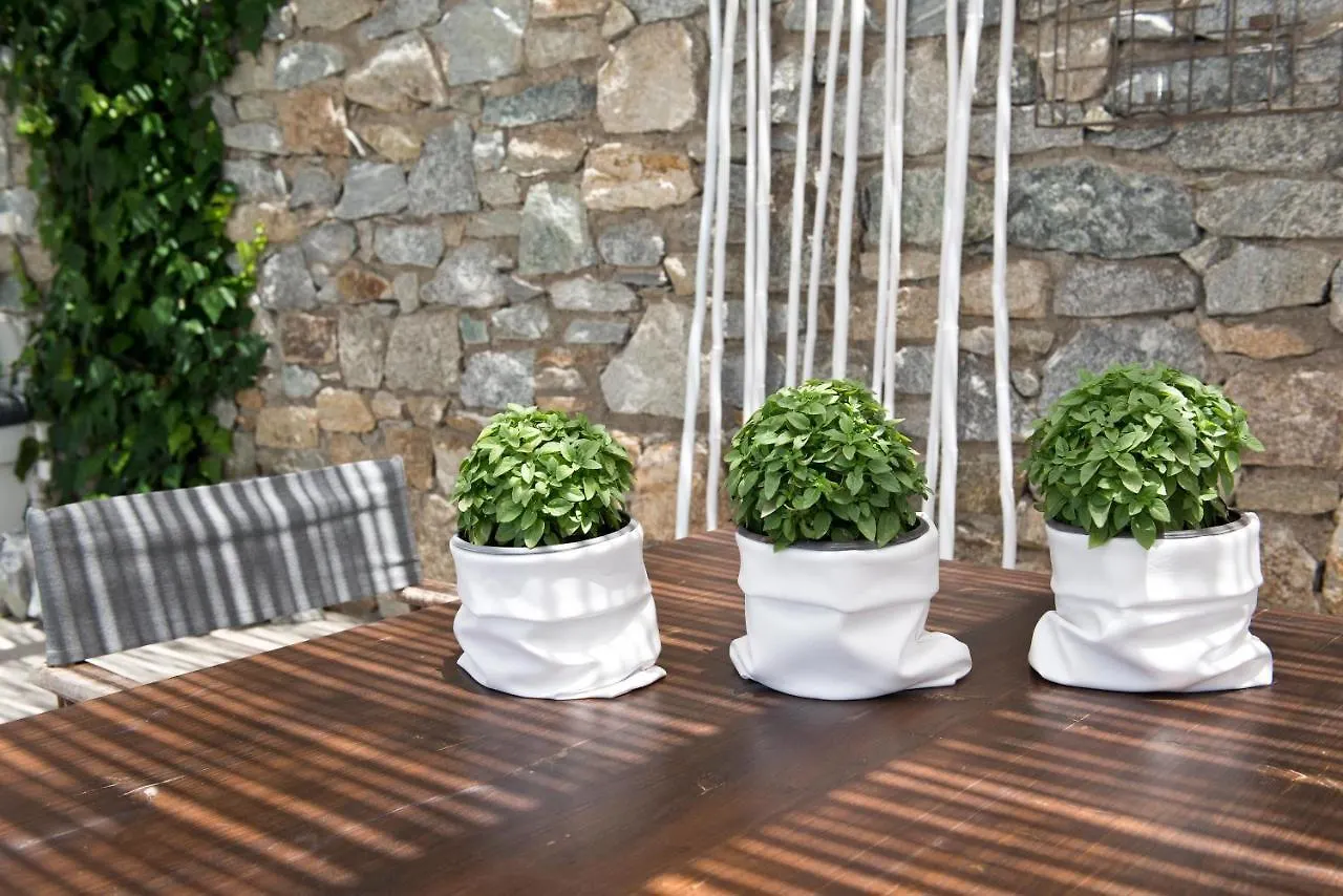 Tatiana Villa & Apartments Klouvas Greece