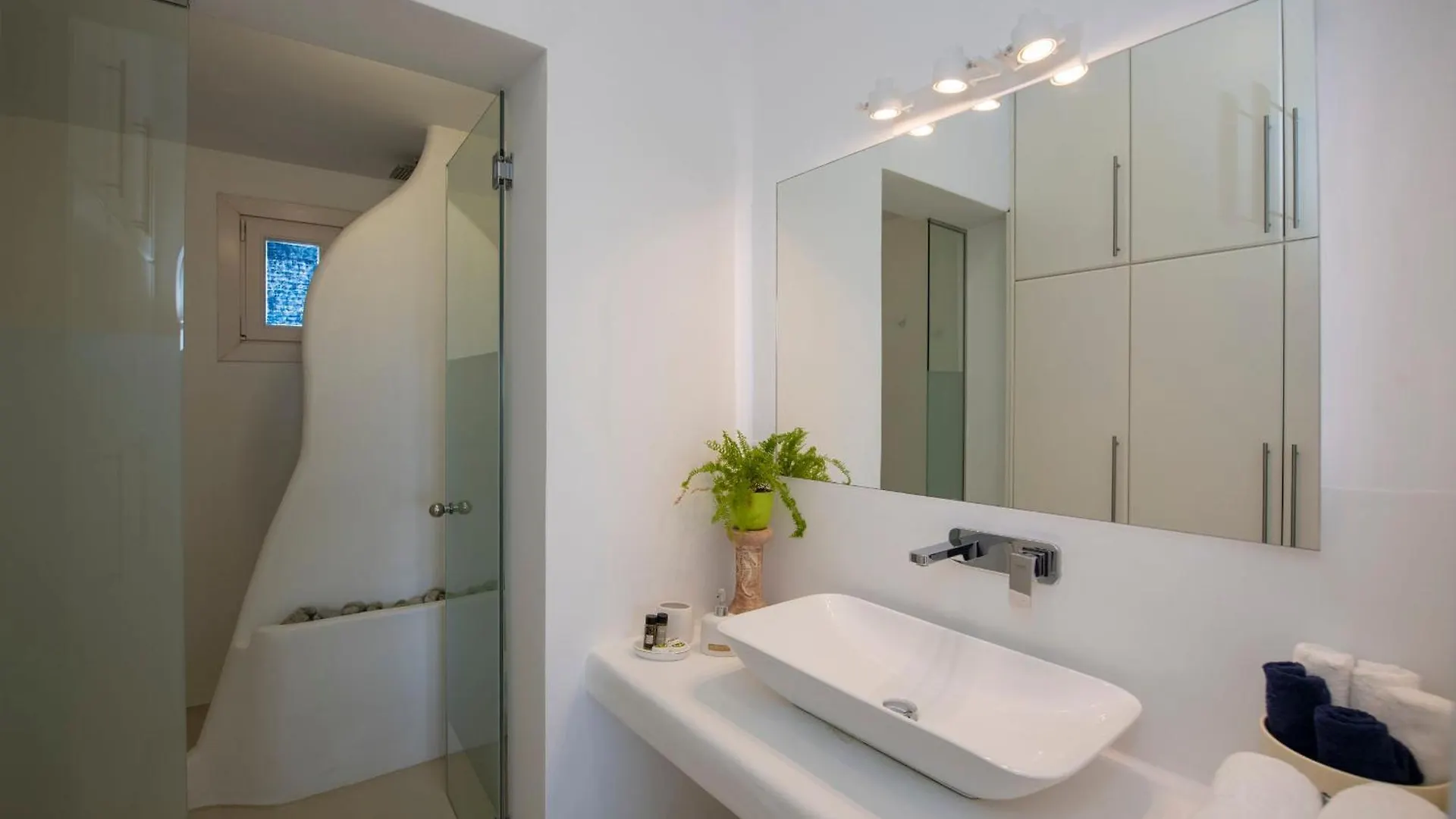 Tatiana Villa & Apartments Klouvas Greece